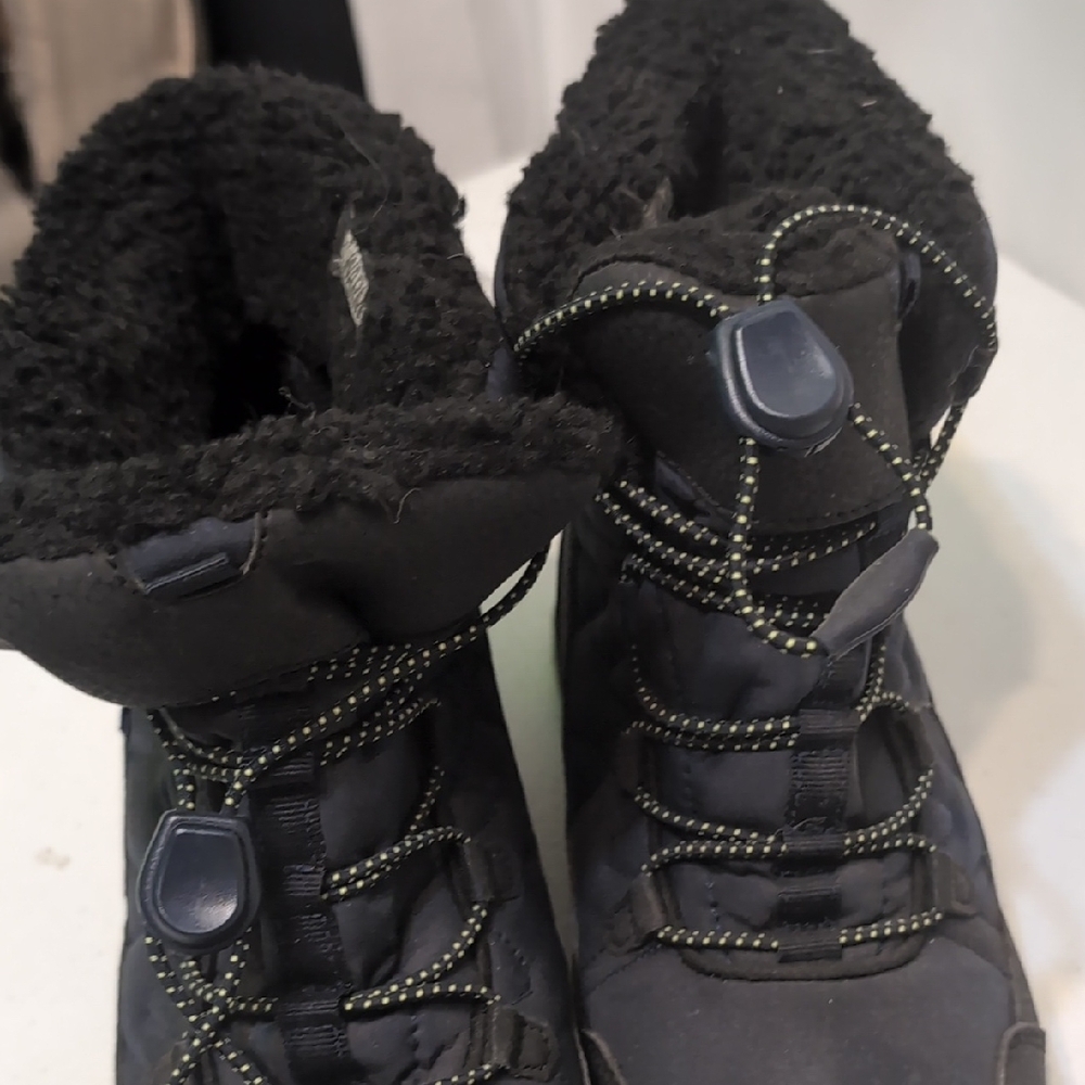 Women's Merrell Black Waterproof Winter Boots with Fur Lining Size 6 Medium - Picture 7 of 8